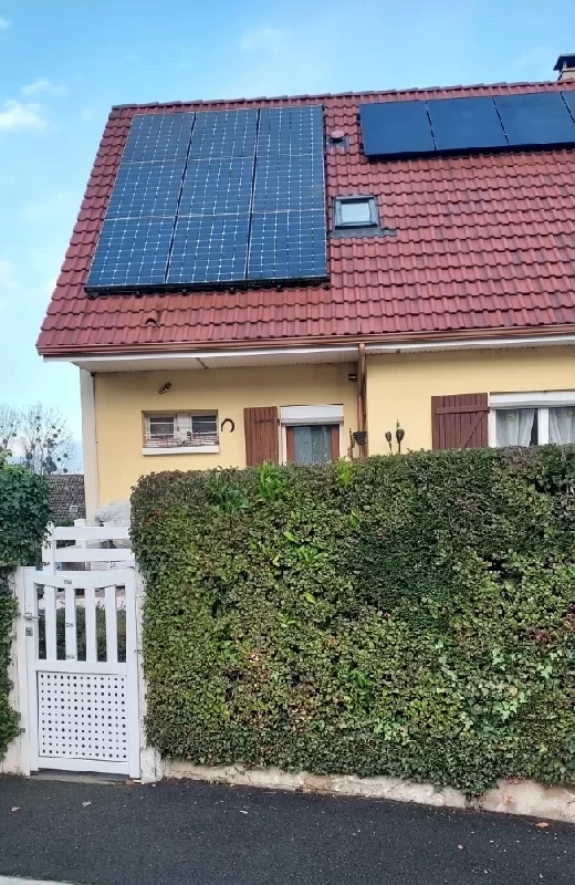 Installation électrique panneau photovoltaïque Petit-Couron